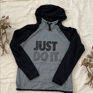 Nike Therma-Fit Gray Hoodie